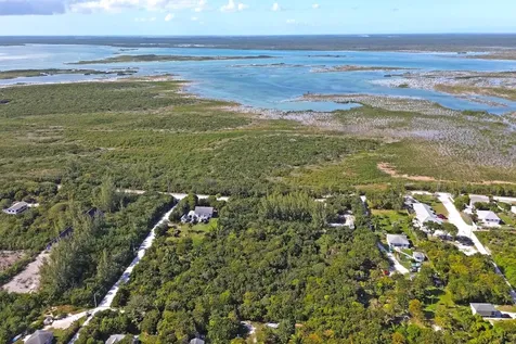 Yellow Wood Acres Abaco BS