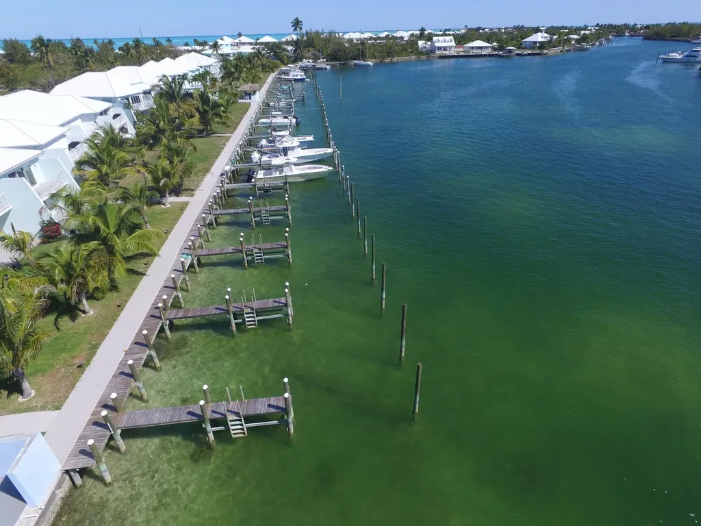 Atlantis #2219 Abaco BS