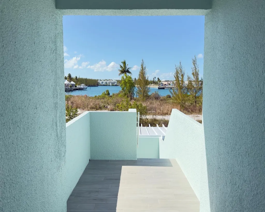 Atlantis #2219 Abaco BS