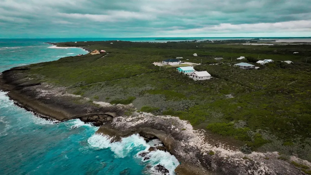 Lot 11k, Yellow Wood Abaco BS