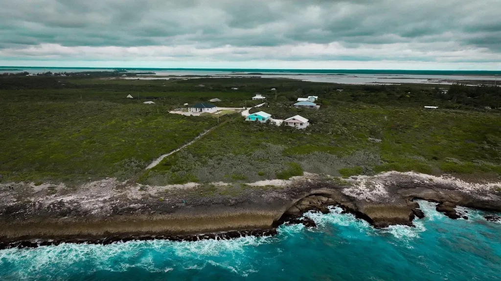 Lot 11k, Yellow Wood Abaco BS