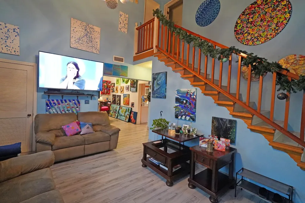 Jacaranda Line 41 New Providence Paradise Island BS