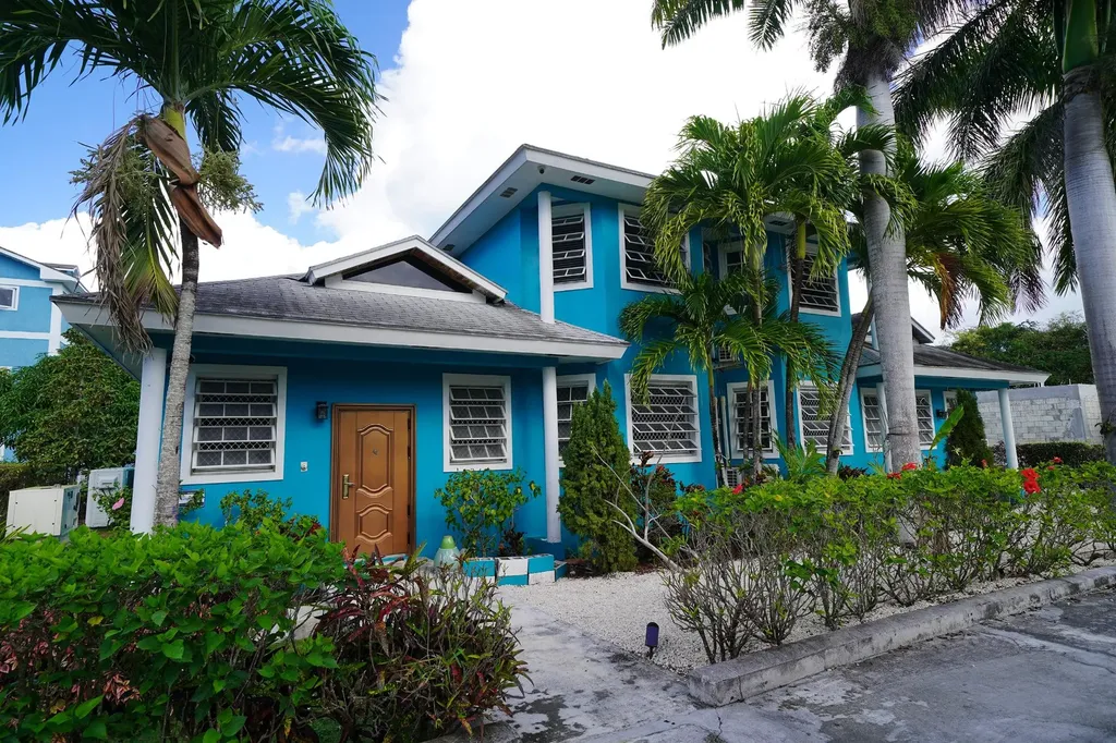 Jacaranda Line 41 New Providence Paradise Island BS