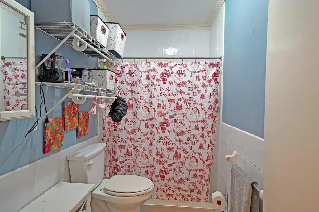 Jacaranda Line 41 New Providence Paradise Island BS