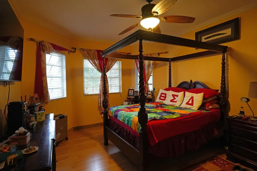 Jacaranda Line 41 New Providence Paradise Island BS