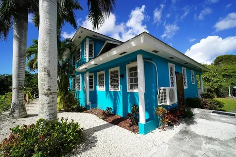 Jacaranda Line 41 New Providence Paradise Island BS