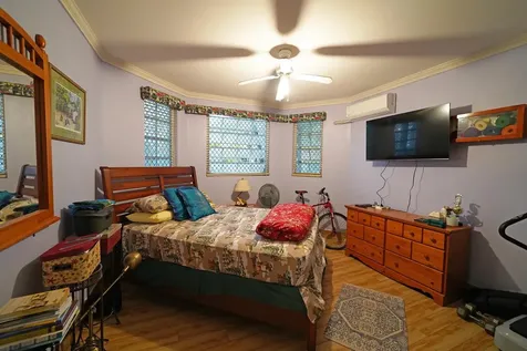 Jacaranda Line 41 New Providence Paradise Island BS