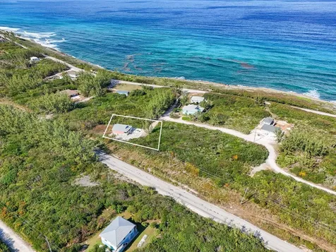 Home In Rainbow Bay Eleuthera BS