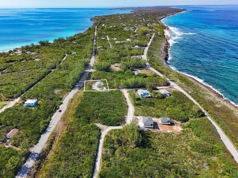 Home In Rainbow Bay Eleuthera BS