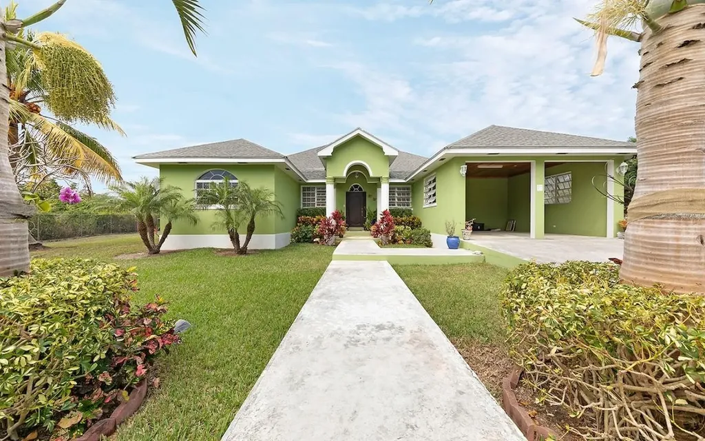 Winton Heights New Providence Paradise Island BS