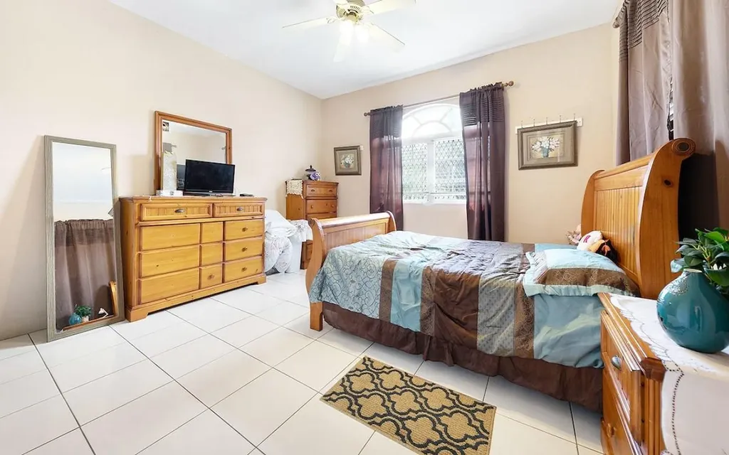 Winton Heights New Providence Paradise Island BS