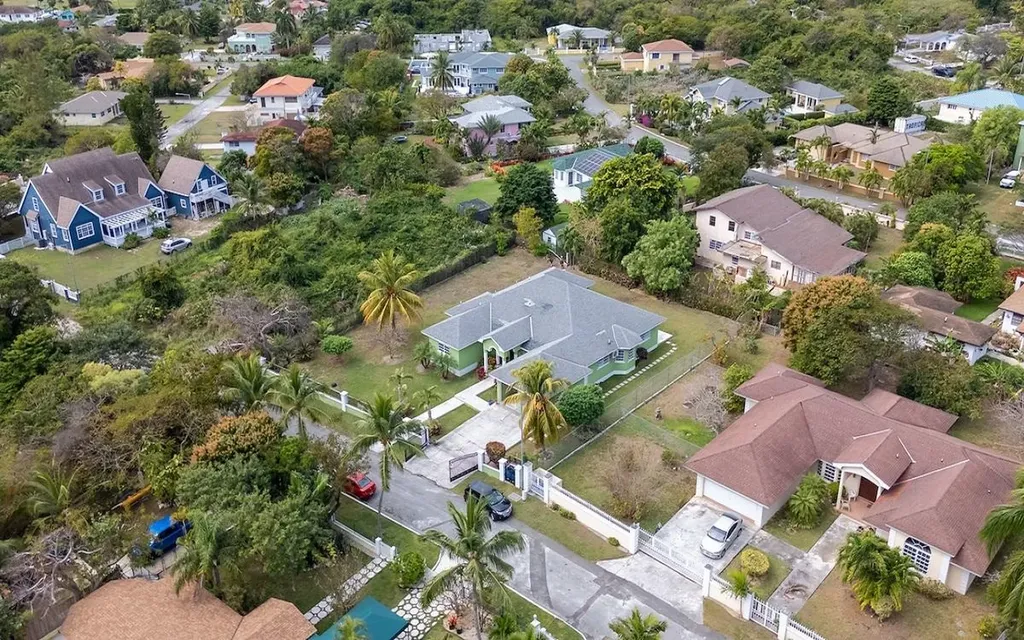 Winton Heights New Providence Paradise Island BS