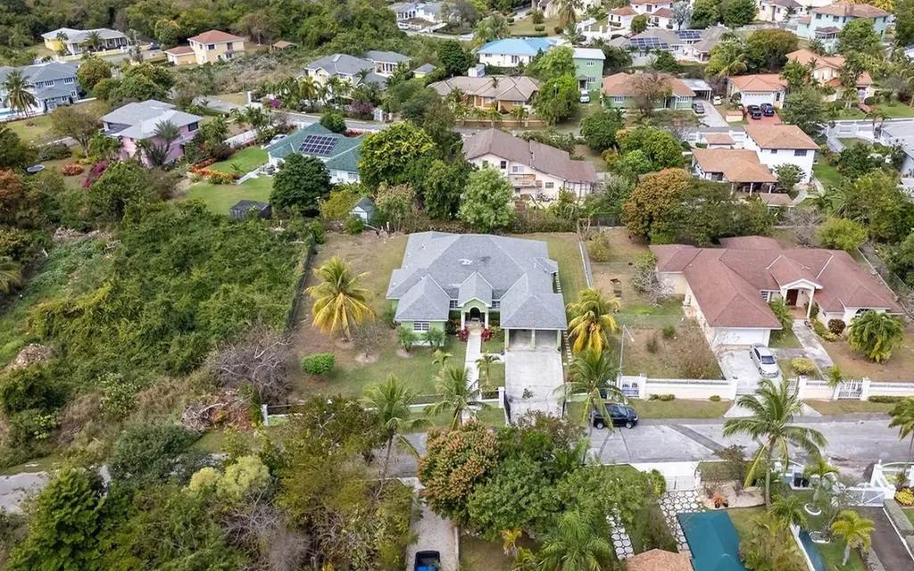 Winton Heights New Providence Paradise Island BS