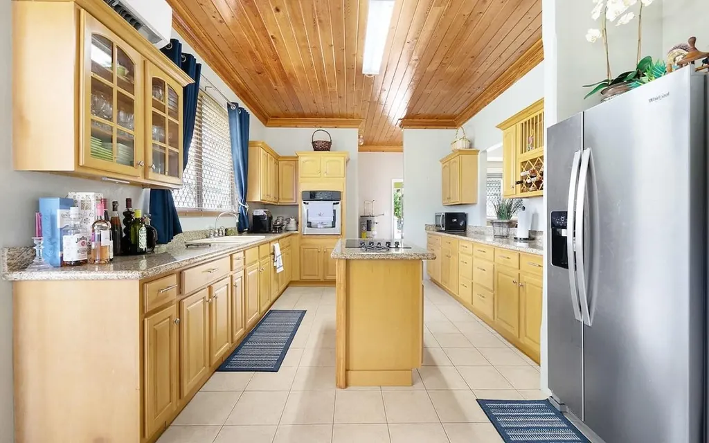 Winton Heights New Providence Paradise Island BS