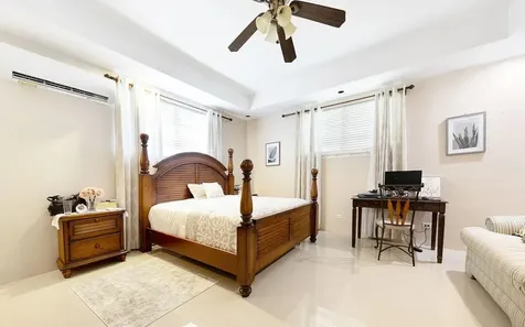 Winton Heights New Providence Paradise Island BS