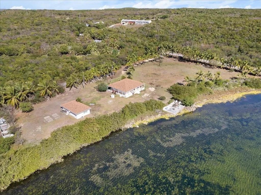 Gregory Town Eleuthera BS