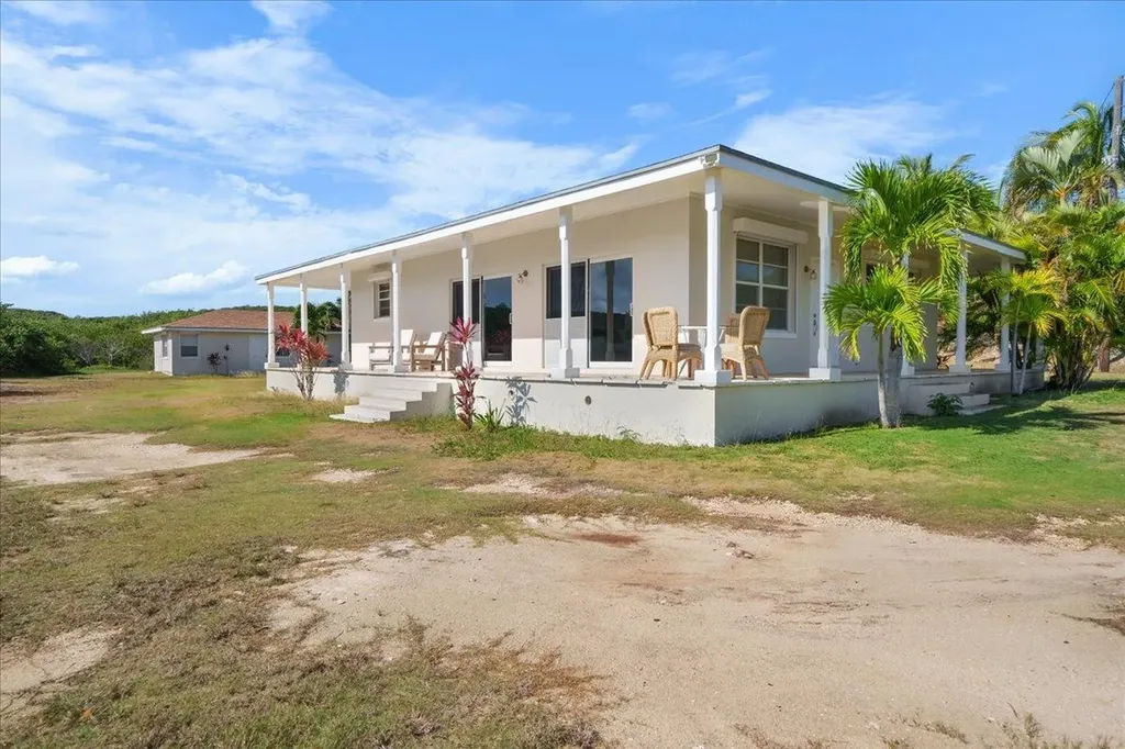 Gregory Town Eleuthera BS