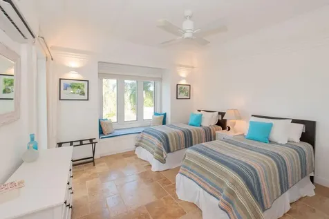 Serenity Vista Unit 1b Eleuthera BS