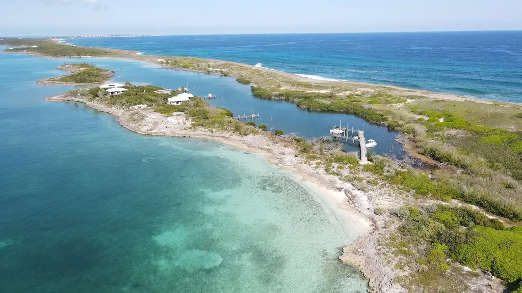 Tilloo Pond Harbour Lots Abaco BS