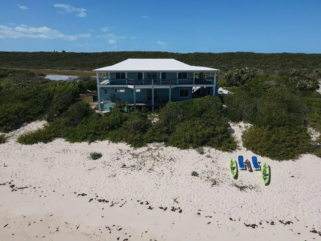 Mckann's Beach Front Prop Long Island BS