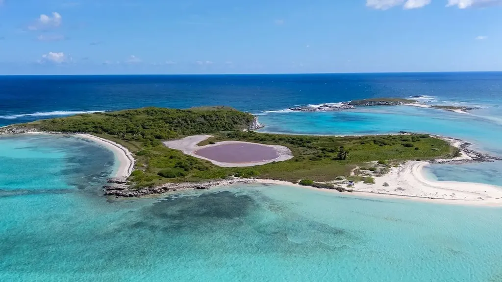 High Cay San Salvador BS