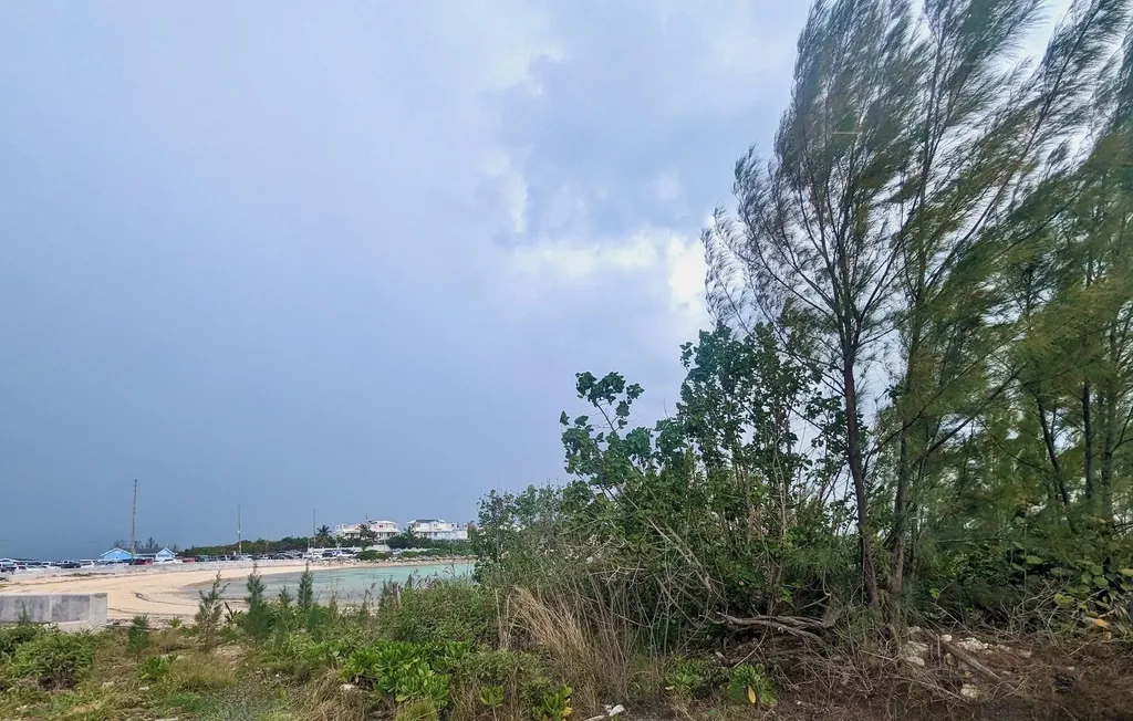 Eastern Shores Abaco BS