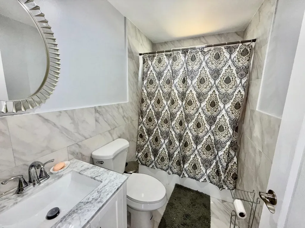 Silver Coin Lane #7 Grand Bahama Freeport BS