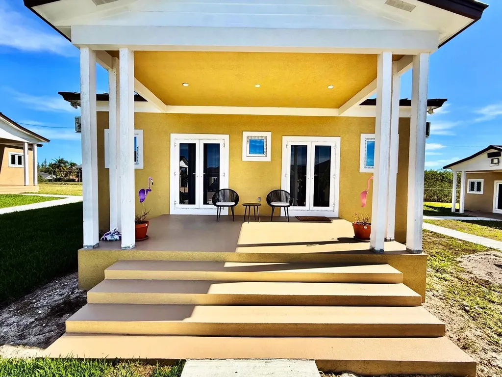 Silver Coin Lane #7 Grand Bahama Freeport BS