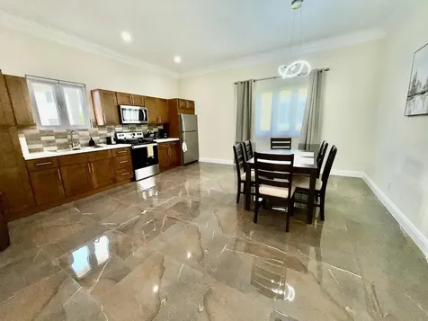 Silver Coin Lane #7 Grand Bahama Freeport BS