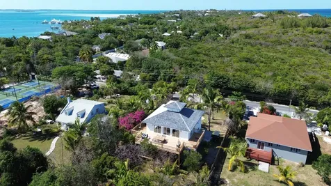 Turning Tides Harbour Isl Eleuthera BS
