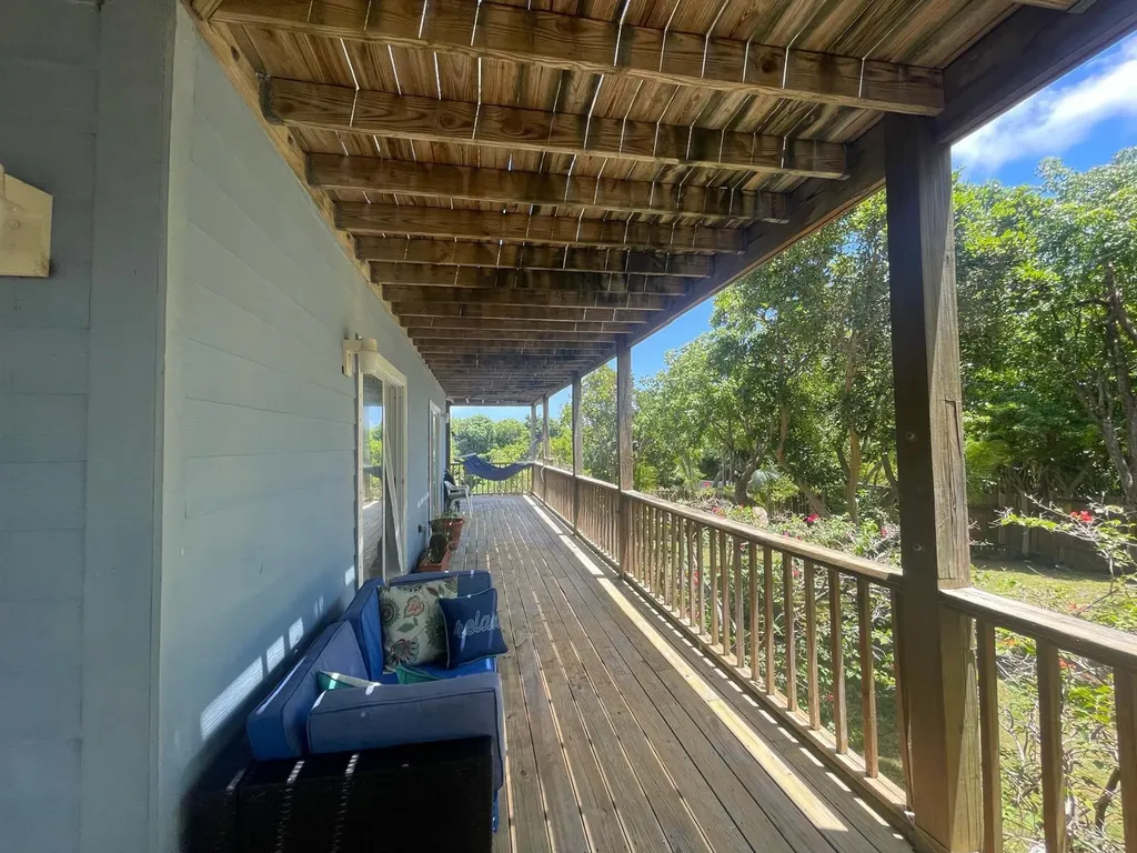 Turning Tides Harbour Isl Eleuthera BS