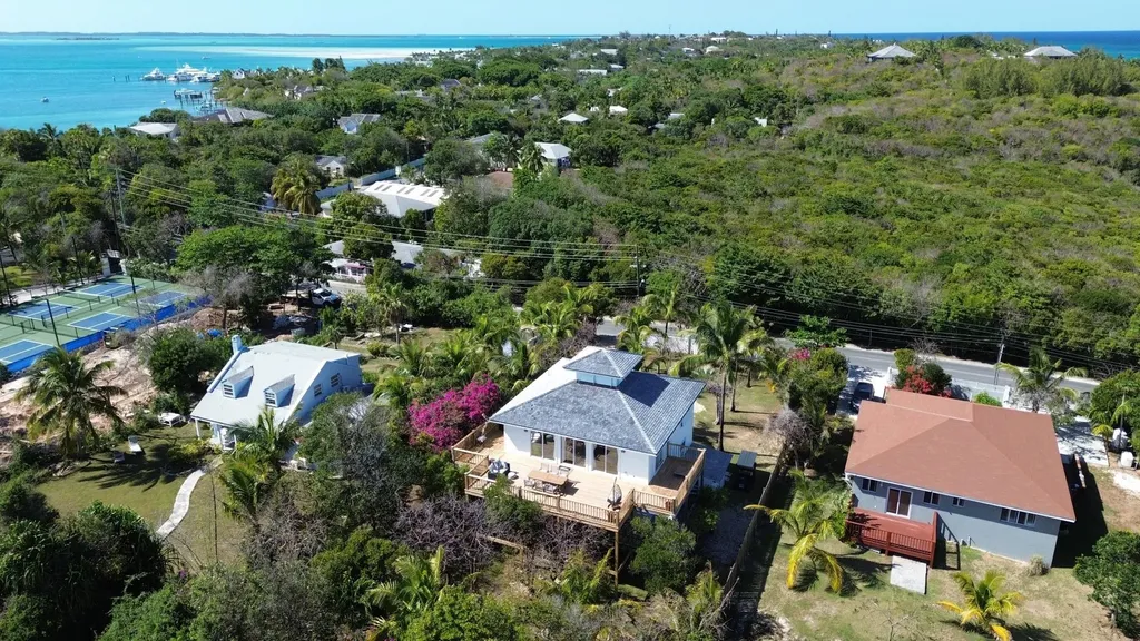 Turning Tides Harbour Isl Eleuthera BS