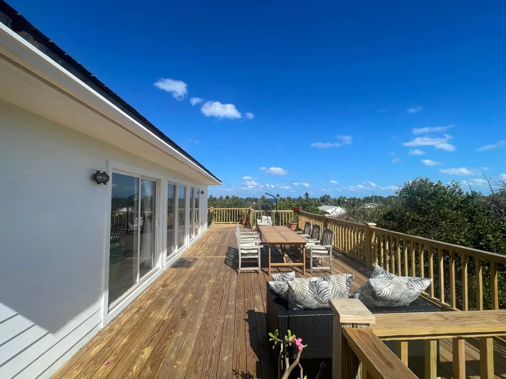 Turning Tides Harbour Isl Eleuthera BS