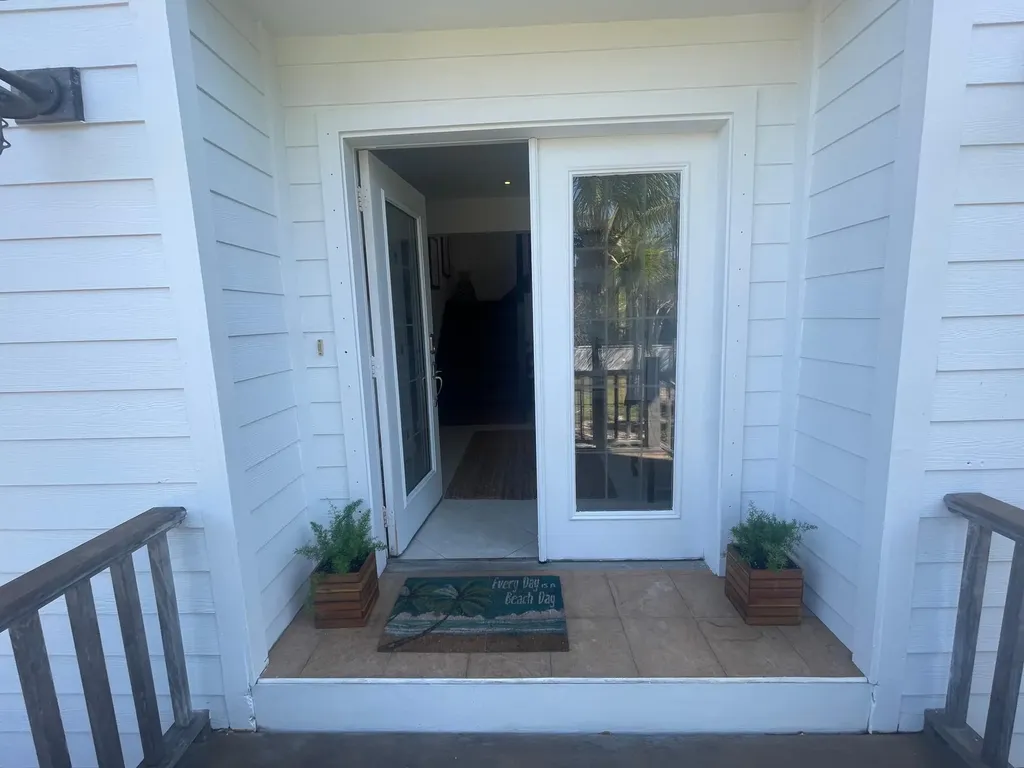 Turning Tides Harbour Isl Eleuthera BS