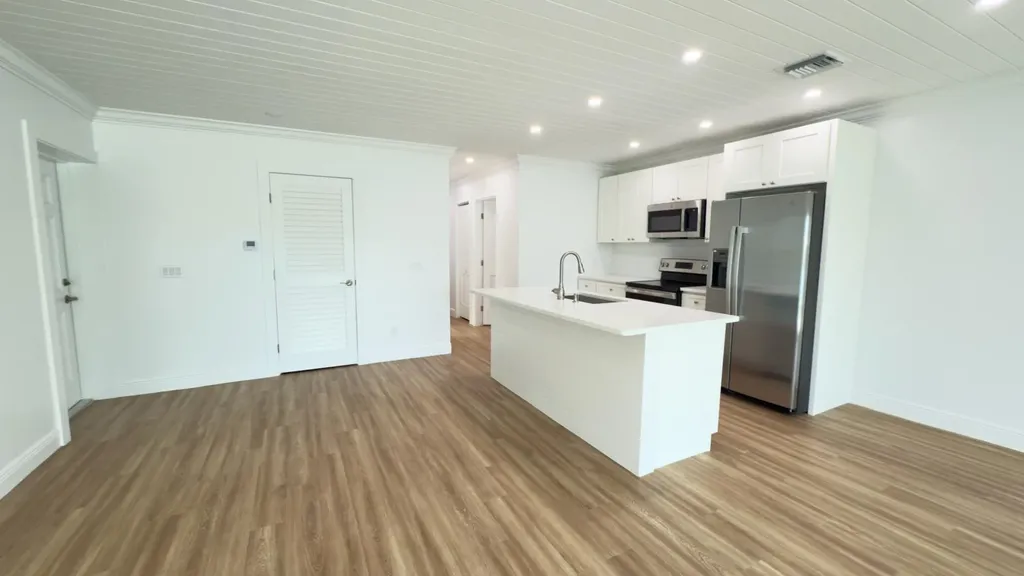 Atlantis #2121 Abaco BS