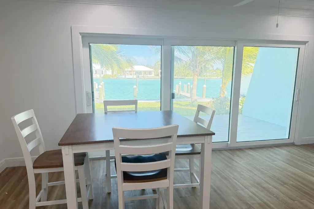 Atlantis #2121 Abaco BS