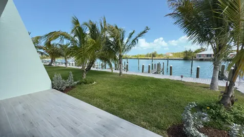 Atlantis #2121 Abaco BS