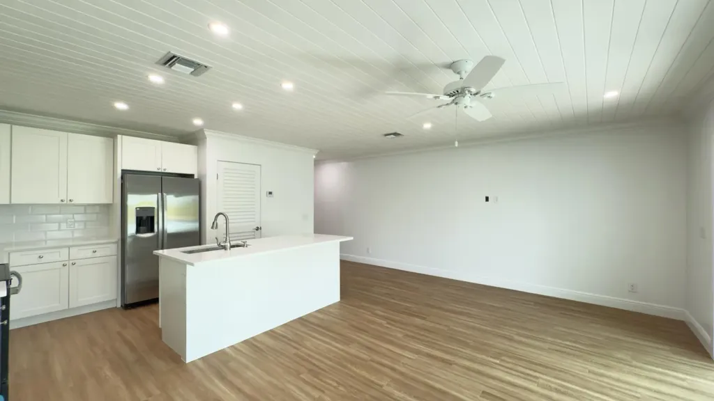 Atlantis #2120 Abaco BS