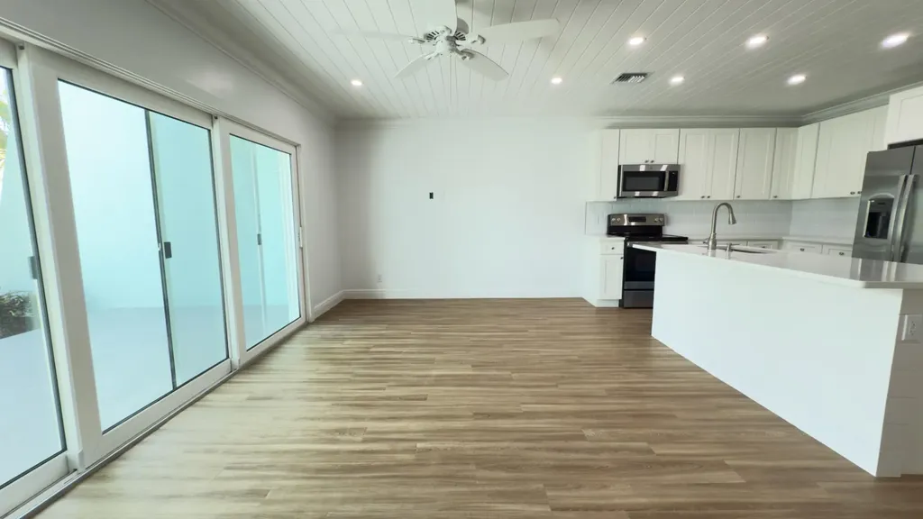 Atlantis #2120 Abaco BS