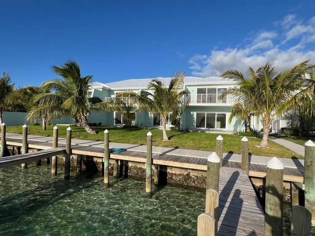 Atlantis #2120 Abaco BS