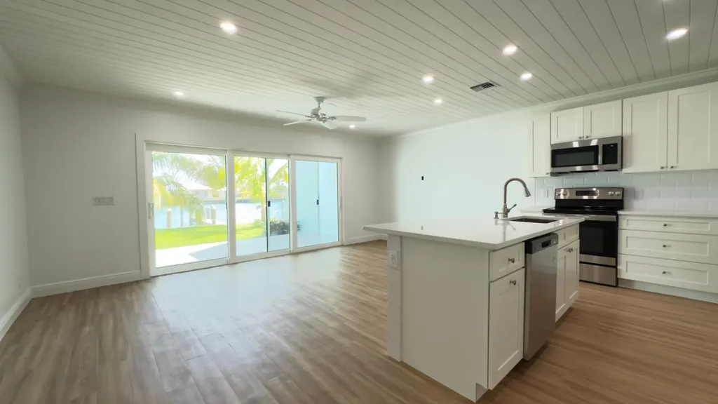 Atlantis #2120 Abaco BS