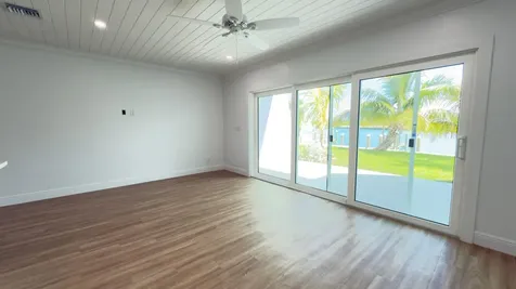 Atlantis #2120 Abaco BS