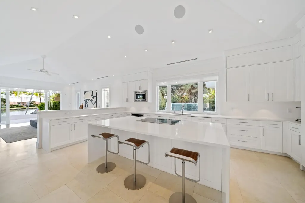 Shamrock Road 3 Aguas New Providence Paradise Island BS