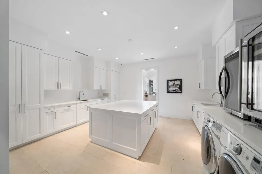 Shamrock Road 3 Aguas New Providence Paradise Island BS