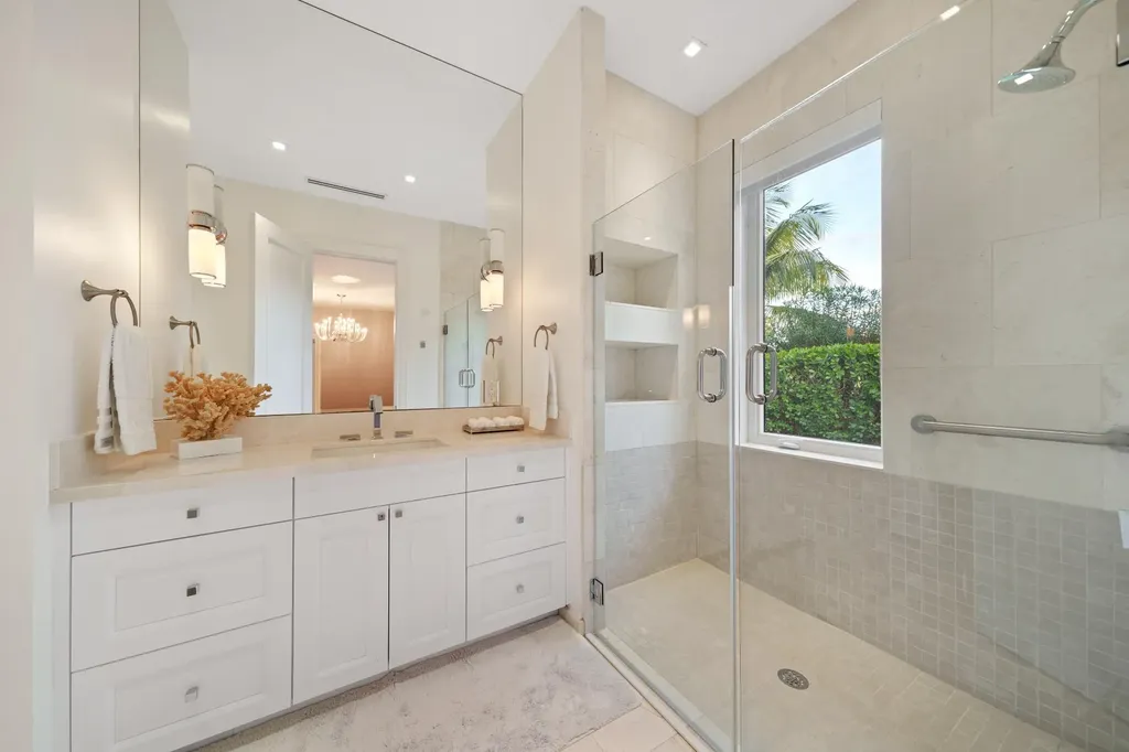 Shamrock Road 3 Aguas New Providence Paradise Island BS