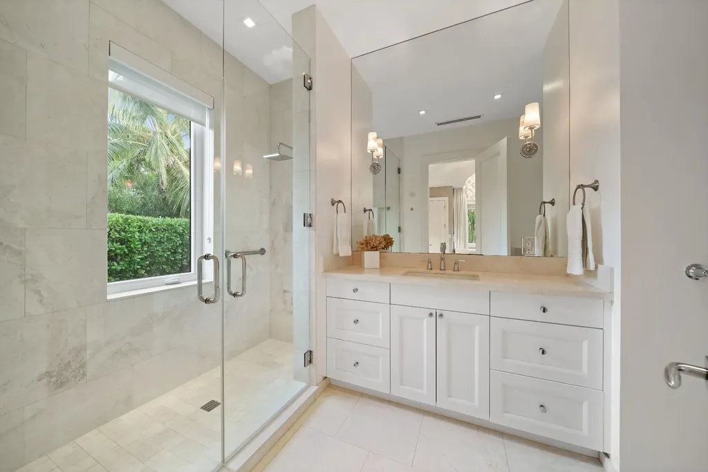 Shamrock Road 3 Aguas New Providence Paradise Island BS