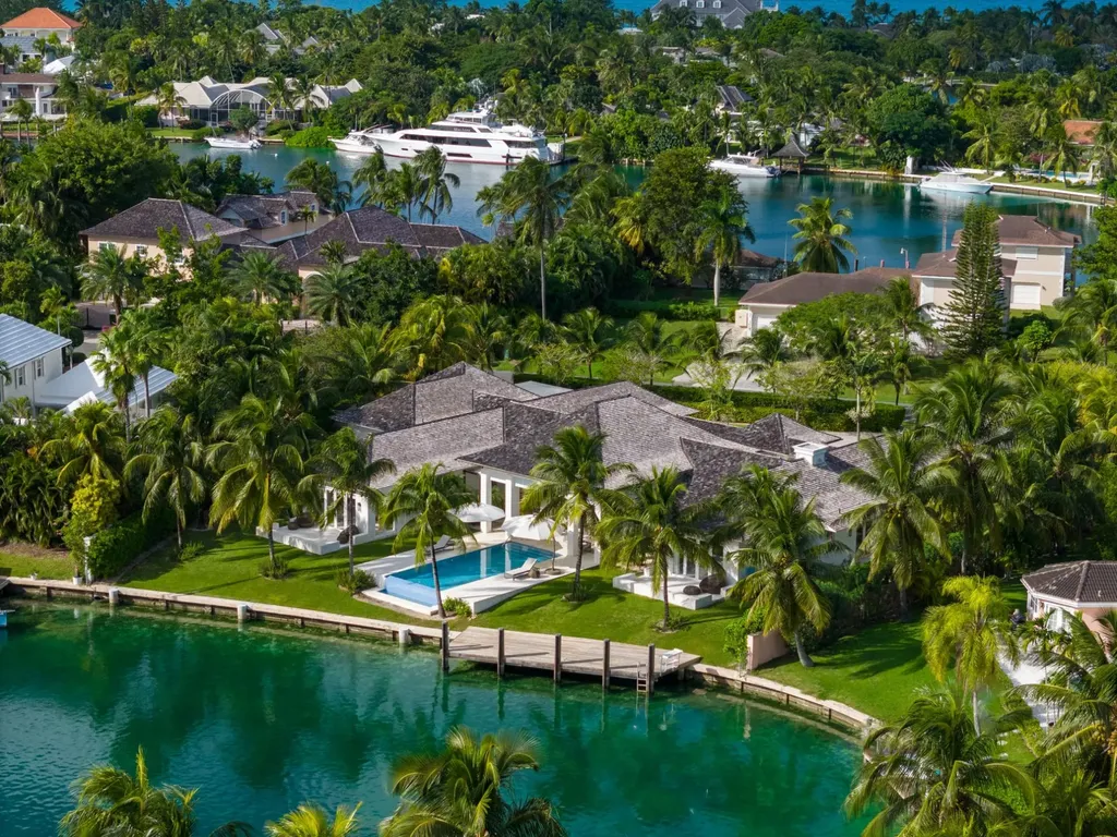 Shamrock Road 3 Aguas New Providence Paradise Island BS