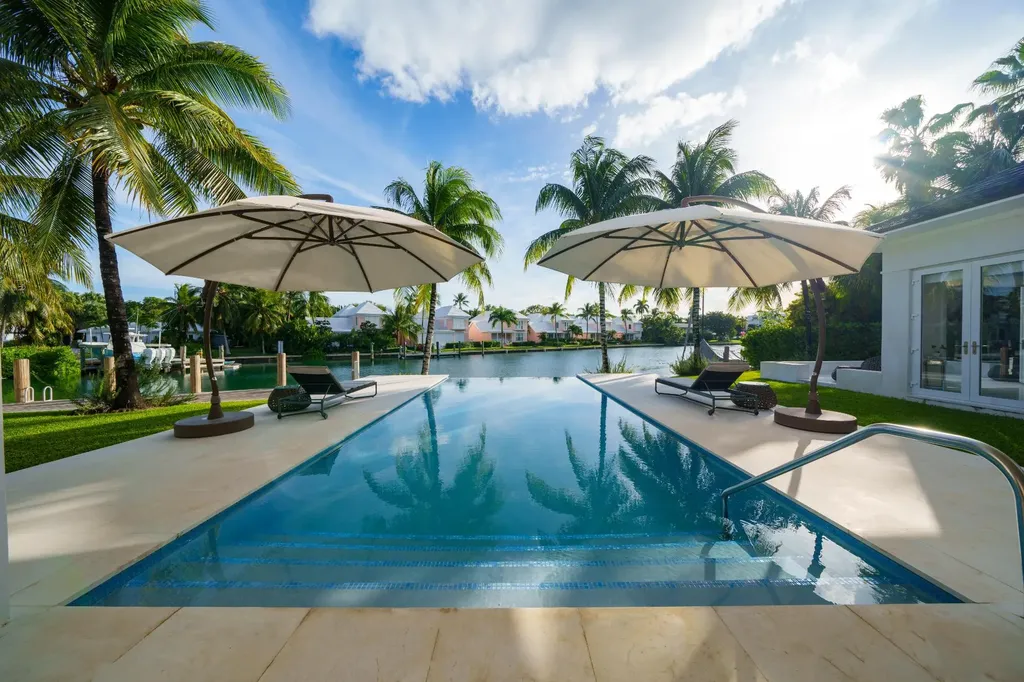 Shamrock Road 3 Aguas New Providence Paradise Island BS