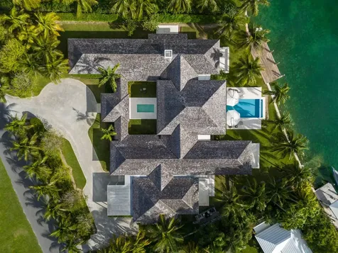 3 Aguas Shamrock Road New Providence Paradise Island BS