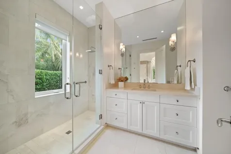 Shamrock Road 3 Aguas New Providence Paradise Island BS